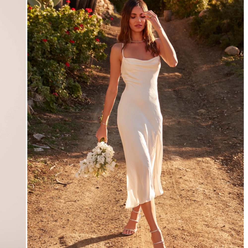 Astr The Label - Gaia white midi dress